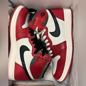 Authentic Air-Jordan 1 Lost & Found Chicago size 6.5Y